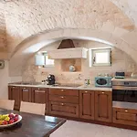 Trulli Uliveto Acquafonda