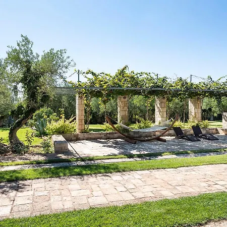 Дом отдыха Trulli Uliveto Acquafonda